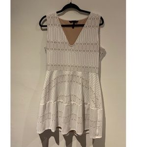 Unique BCBG white dress worn once🤍